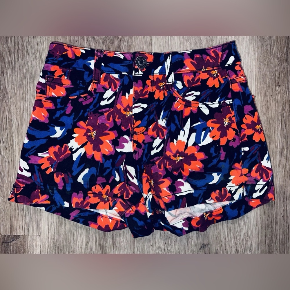 SO Brand Women’s Bright Colorful Floral Short Shorts Size 3